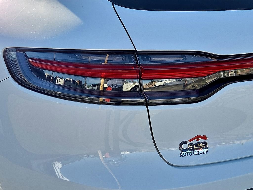 2024 Porsche Macan AWD