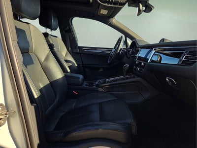 2024 Porsche Macan AWD