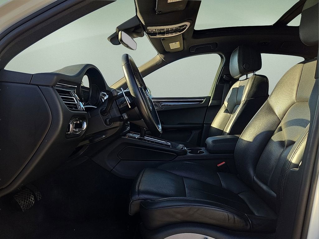 2024 Porsche Macan AWD