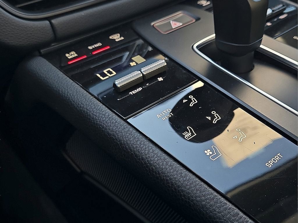 2024 Porsche Macan AWD