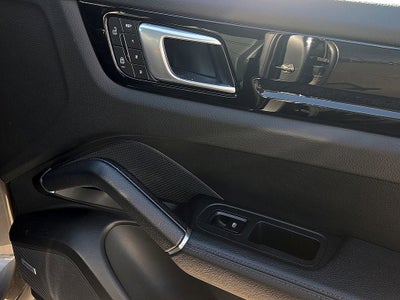 2022 Porsche Cayenne AWD