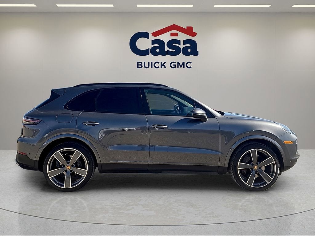 2022 Porsche Cayenne AWD