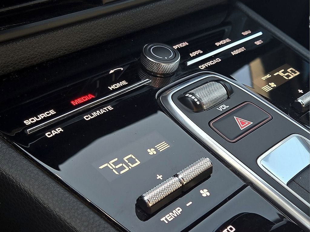 2022 Porsche Cayenne AWD