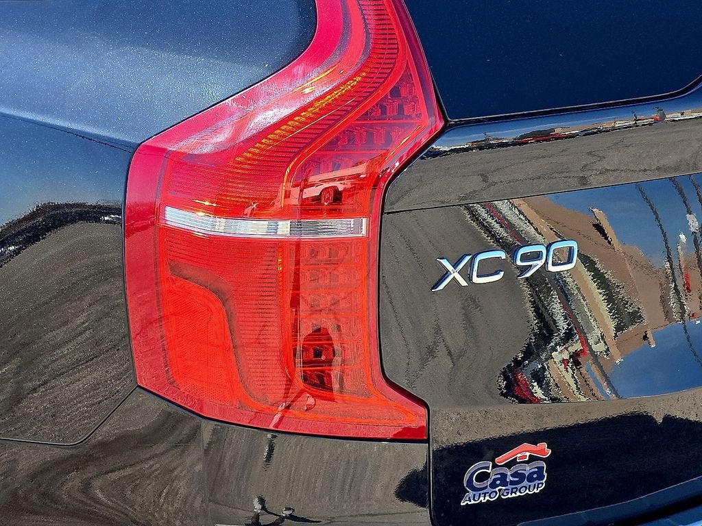 2022 Volvo XC90 Momentum