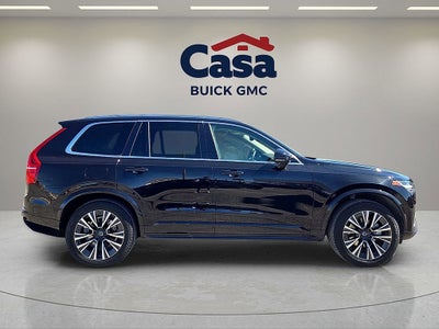 2022 Volvo XC90 Momentum
