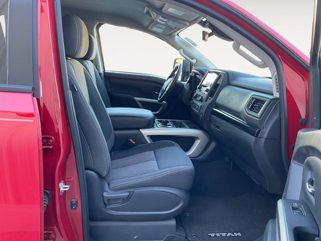 2024 Nissan Titan SV