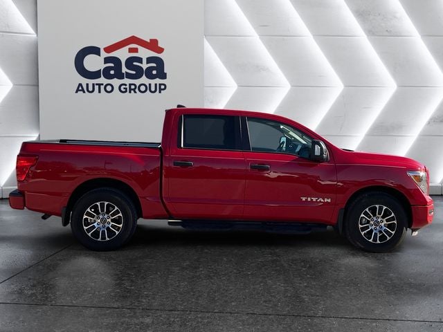 2024 Nissan Titan SV