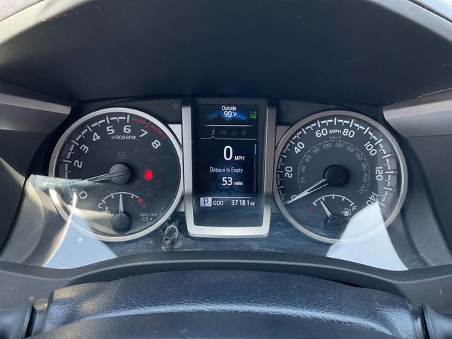 2022 Toyota Tacoma 2WD SR5