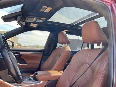 2021 Toyota Highlander Platinum