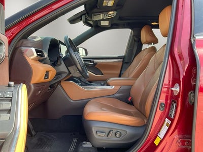 2021 Toyota Highlander Platinum