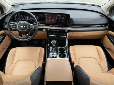 2024 Kia Carnival EX