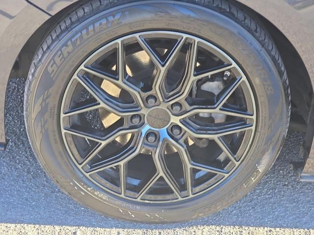 2022 Ford Mustang EcoBoost