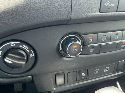 2024 Nissan Frontier SV