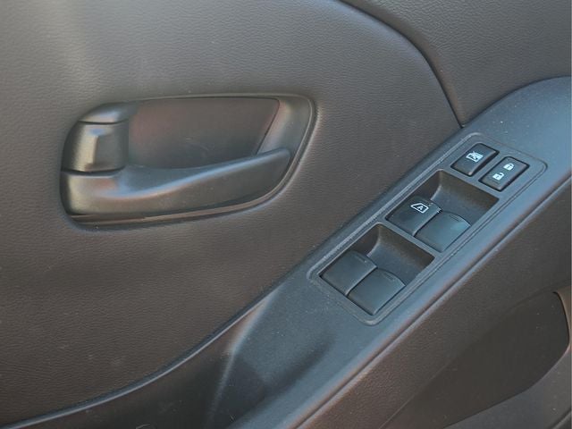 2025 Nissan Frontier S