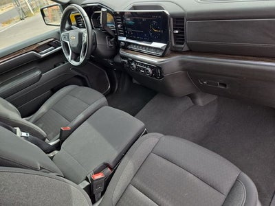 2025 Chevrolet Silverado 1500 LT LT1