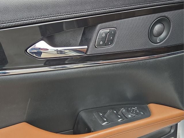 2021 Lincoln Nautilus Reserve