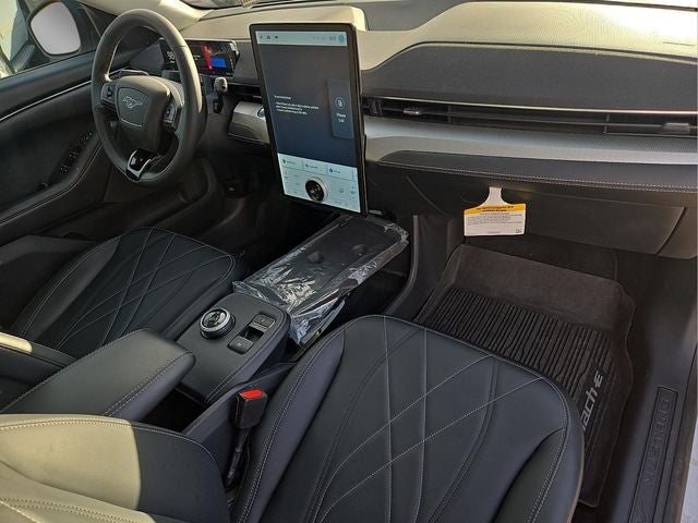 2022 Ford Mustang Mach-E California Route 1