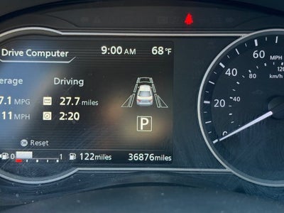 2023 Nissan Versa 1.6 SR