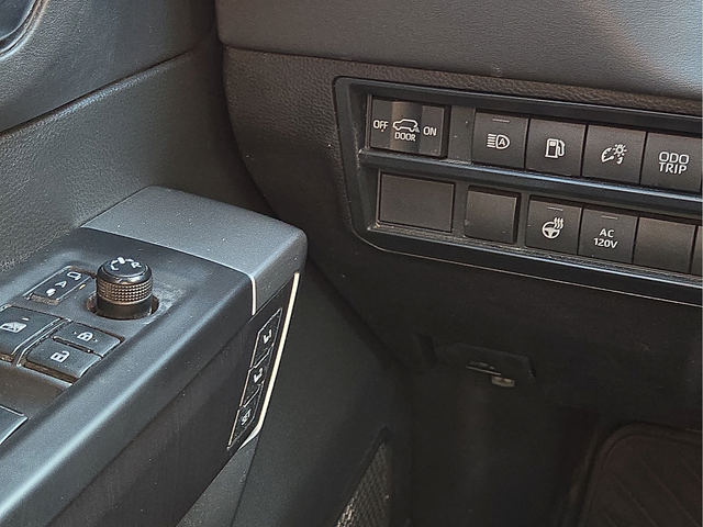 2024 Toyota Sequoia Platinum