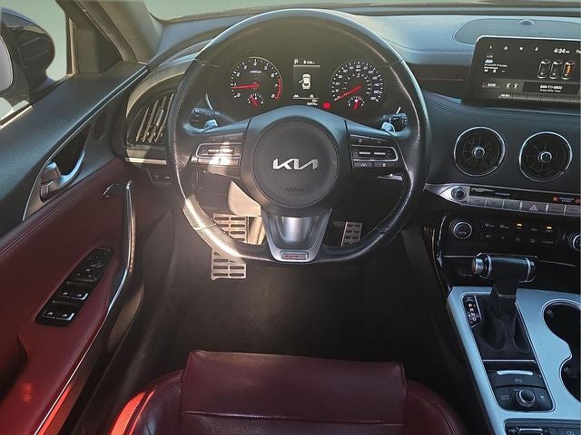 2022 Kia Stinger GT1
