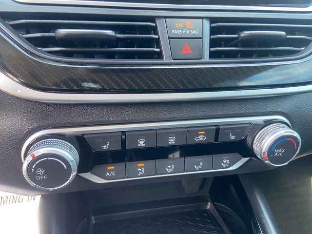 2024 Nissan Altima SR