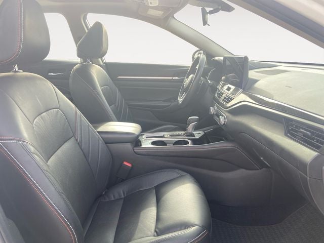 2024 Nissan Altima SR