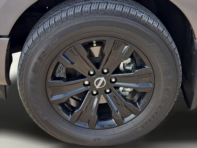 2023 Nissan TITAN Crew Cab SV