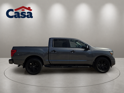 2023 Nissan TITAN Crew Cab SV