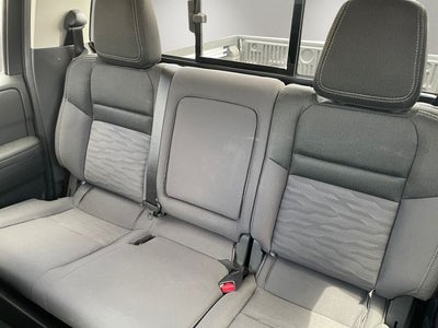 2024 Nissan Frontier Crew Cab SV