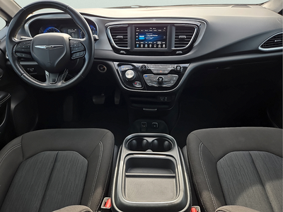 2020 Chrysler Pacifica Touring