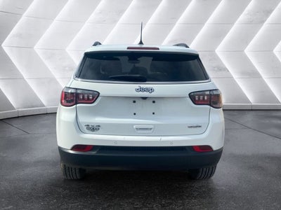 2023 Jeep Compass Latitude Lux