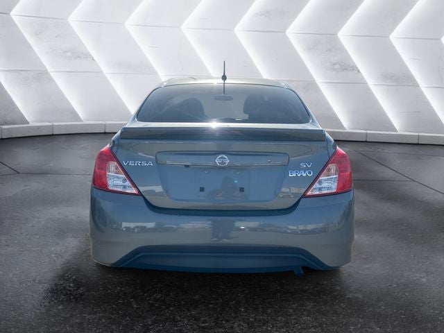 2019 Nissan Versa 1.6 SV Nissan Certified Select