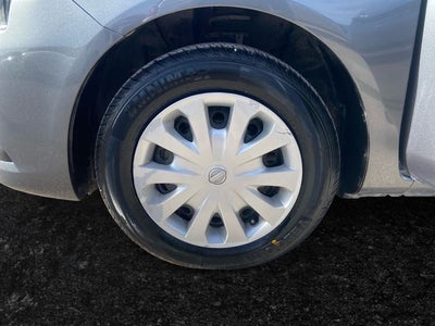 2019 Nissan Versa 1.6 SV Nissan Certified Select