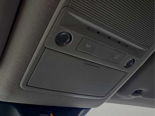 2025 Nissan Kicks SR Nissan Certified