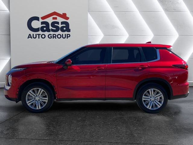 2024 Mitsubishi Outlander ES