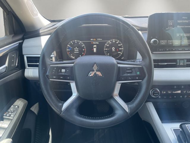 2023 Mitsubishi Outlander SEL