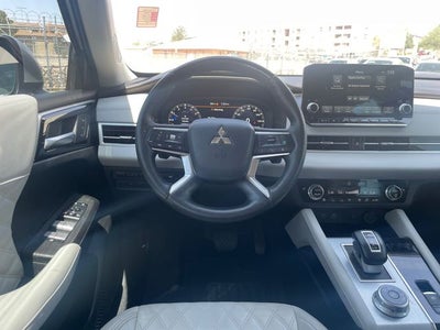 2023 Mitsubishi Outlander SEL