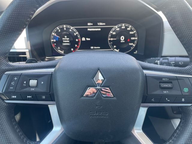 2023 Mitsubishi Outlander SEL