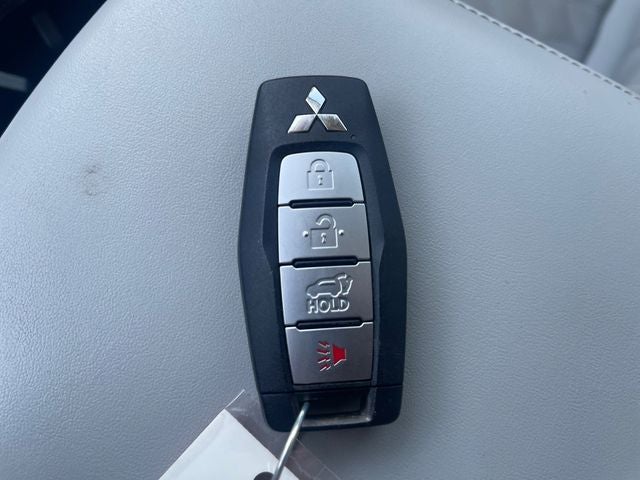2023 Mitsubishi Outlander SEL