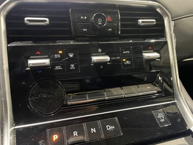 2025 Nissan Armada SV