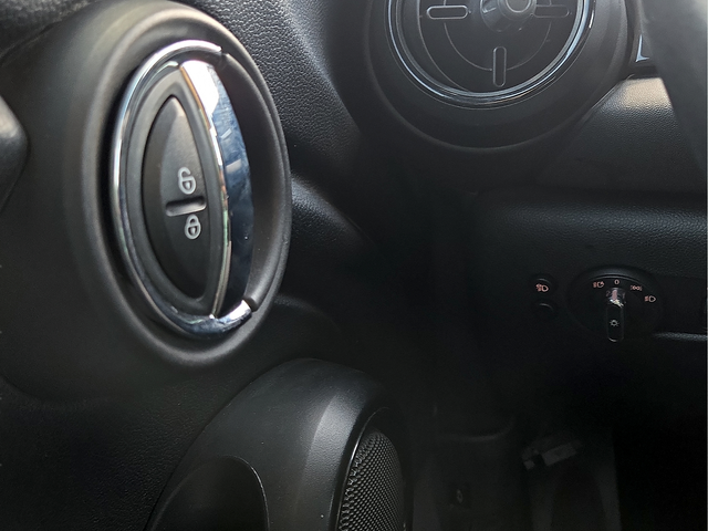 2022 MINI Cooper Oxford Edition