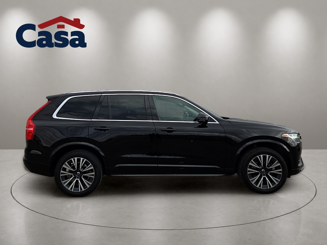 2022 Volvo XC90 T6 Momentum