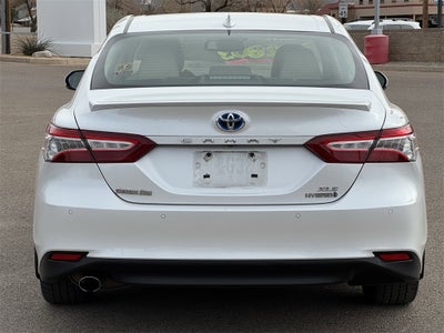 2020 Toyota Camry Hybrid XLE