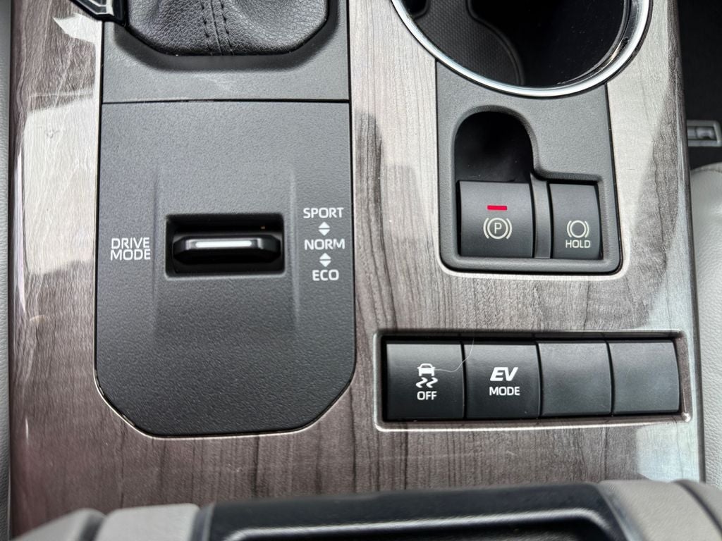 2022 Toyota Highlander Hybrid Limited