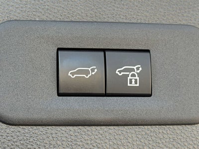 2025 Toyota Crown Signia XLE