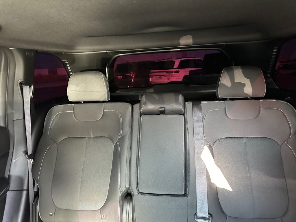 2024 Jeep Grand Cherokee Laredo 4x4