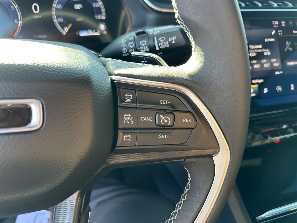 2024 Jeep Grand Cherokee Laredo 4x4