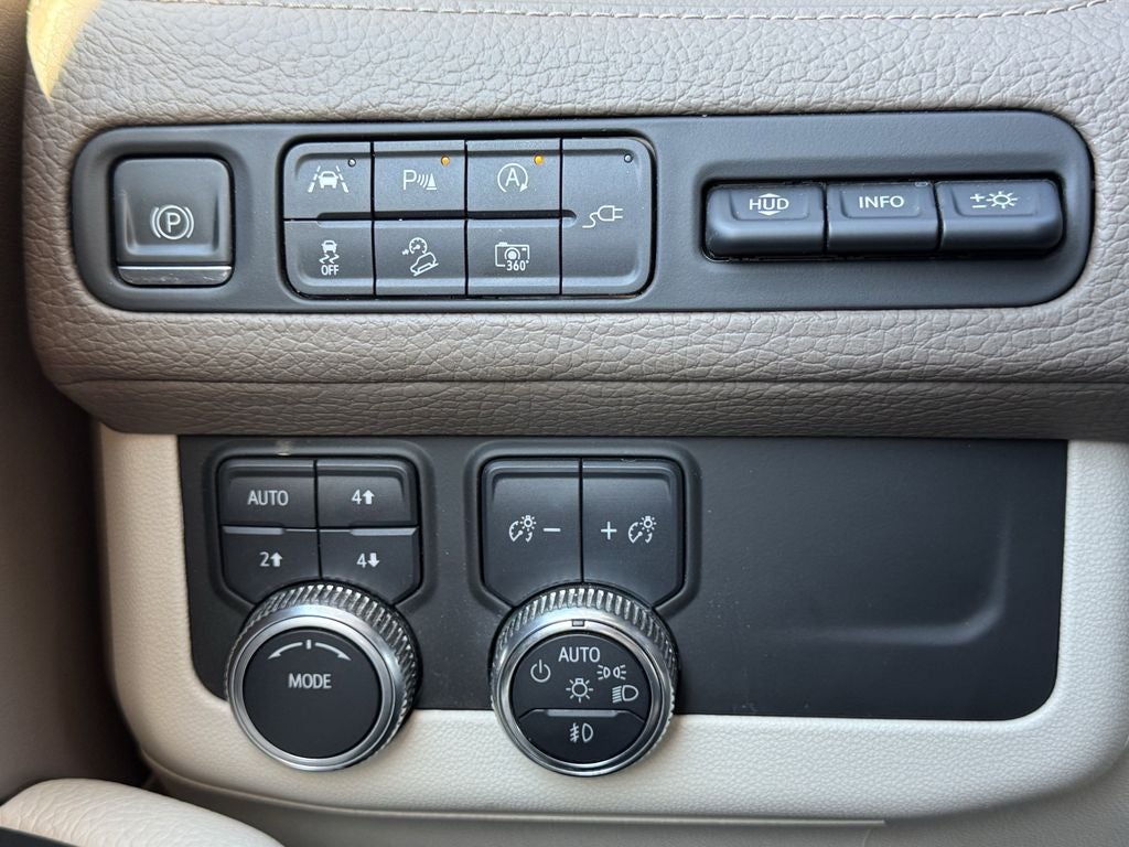 2022 GMC Yukon 4WD Denali