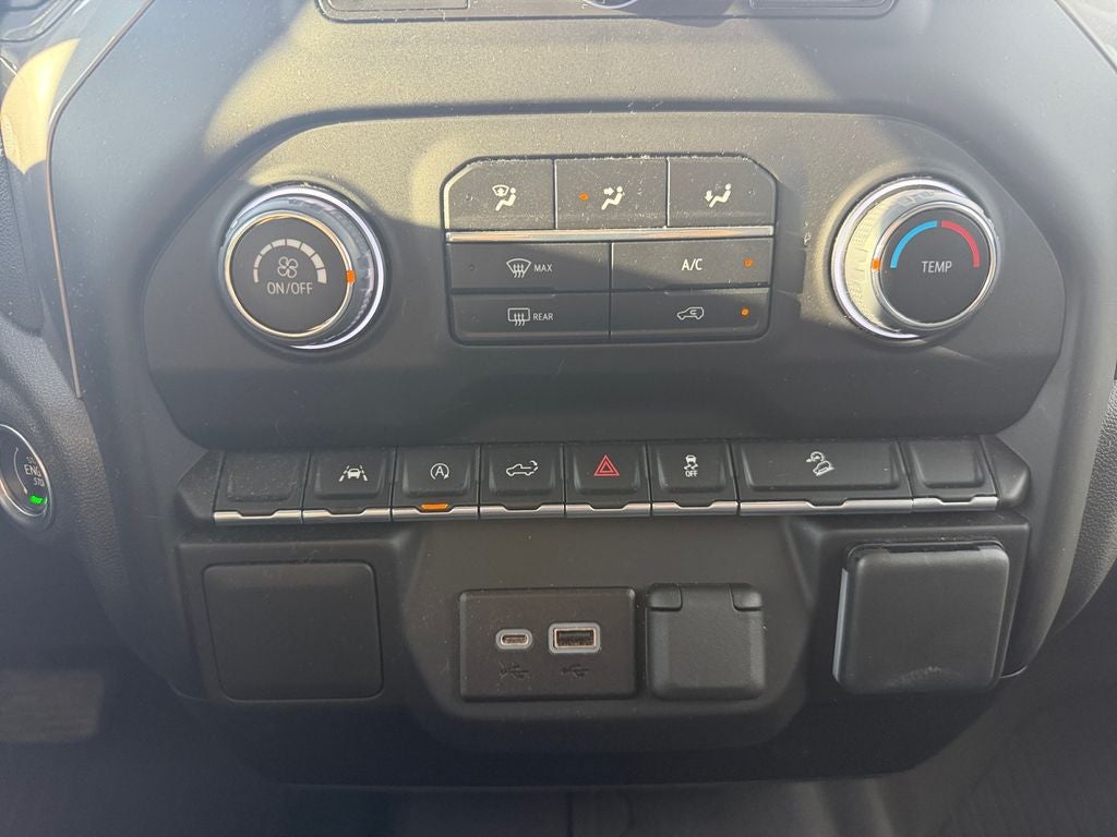 2022 Chevrolet Silverado 1500 4WD Crew Cab Short Bed Custom Trail Boss