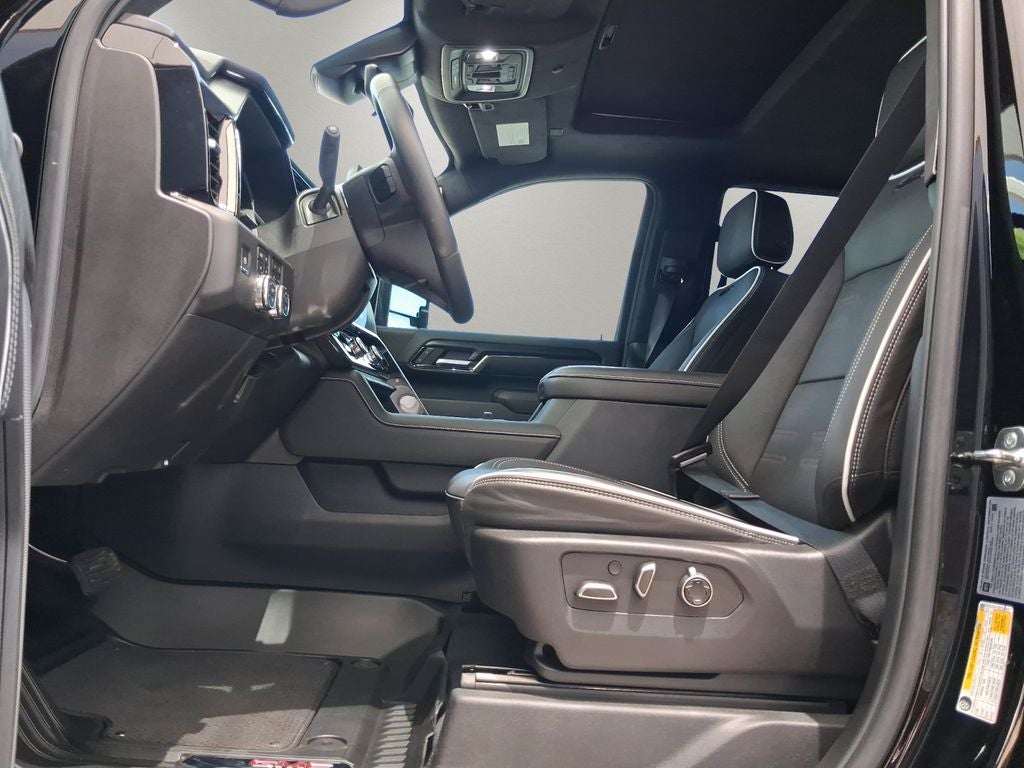 2025 GMC Sierra 2500HD AT4X